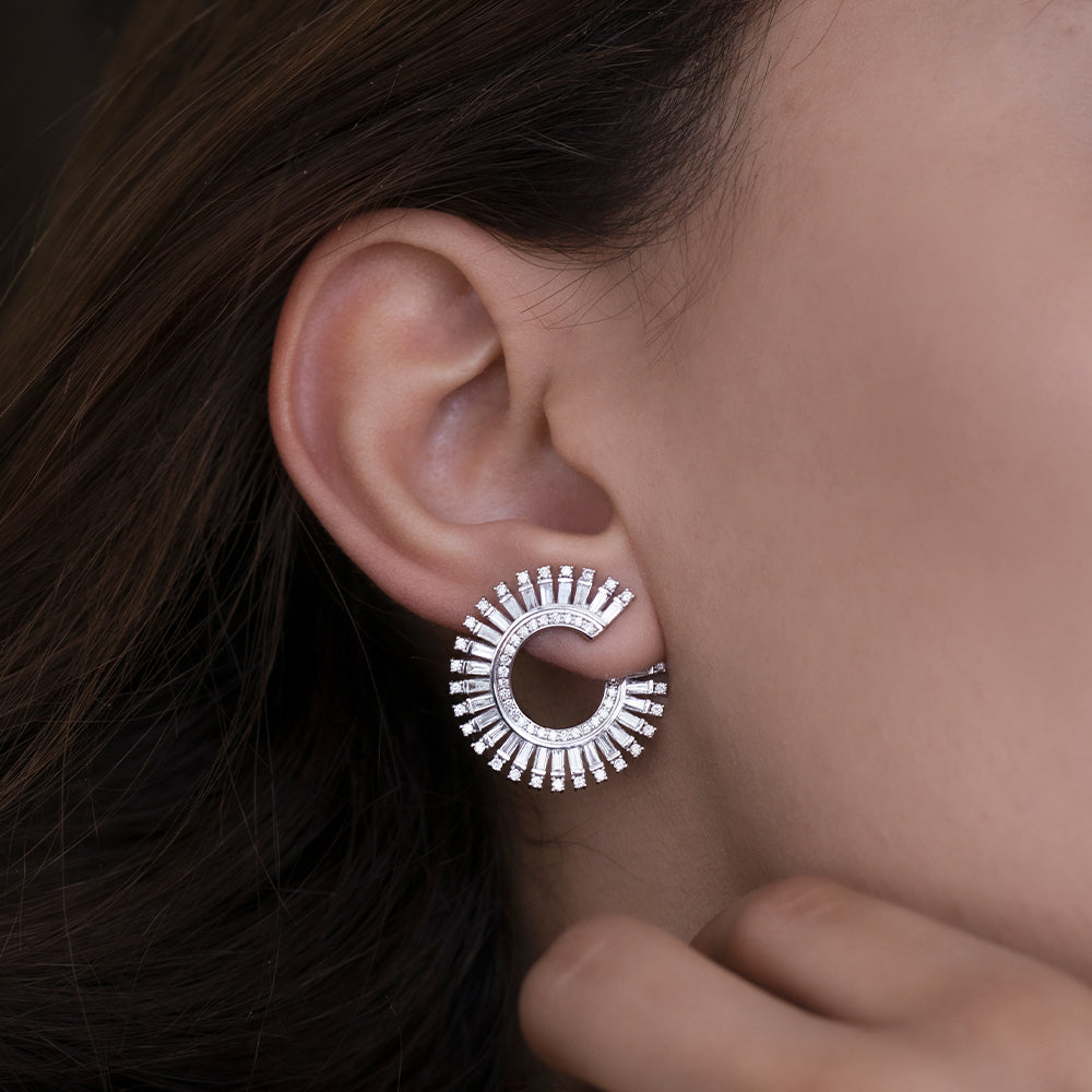 January Birthstone: Garnet Jewelry Ideas & Meaning