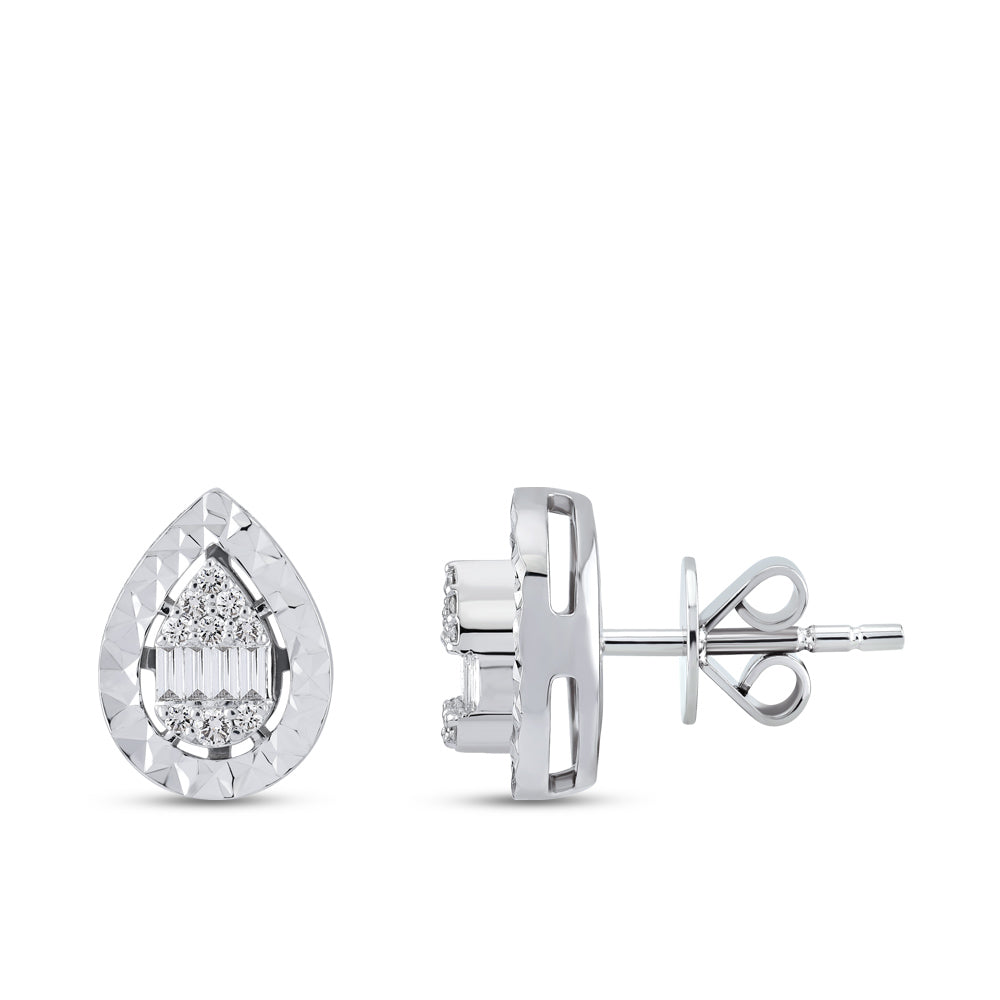 Design Diamond Stud Earrings