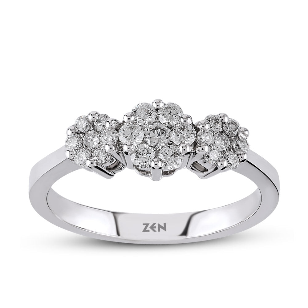Halo Tria Diamond Ring