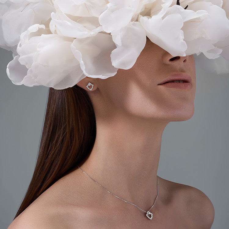 Design Diamond Necklace