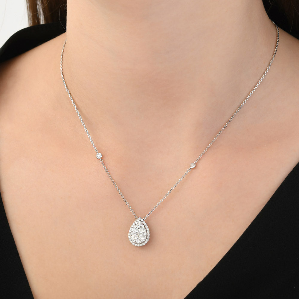 Design Diamond Necklace