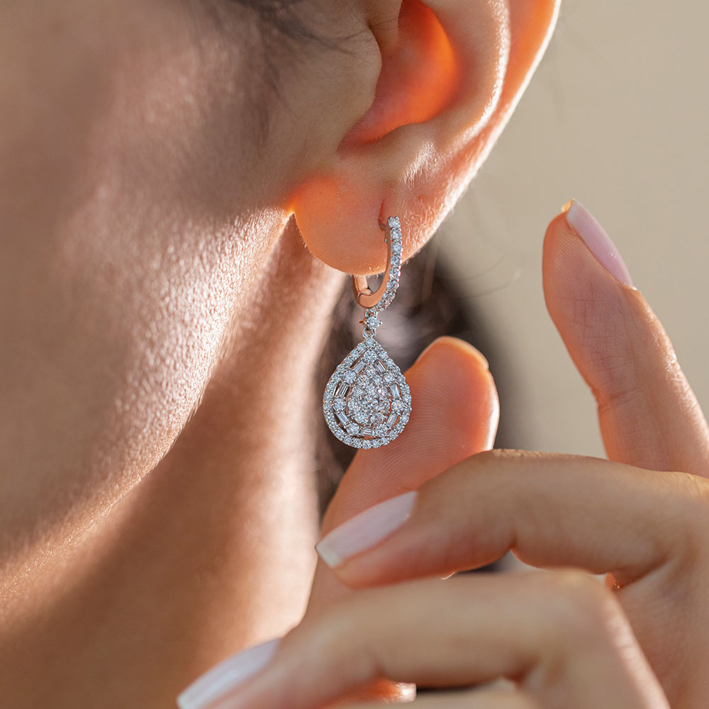 Design Diamond Earrings
