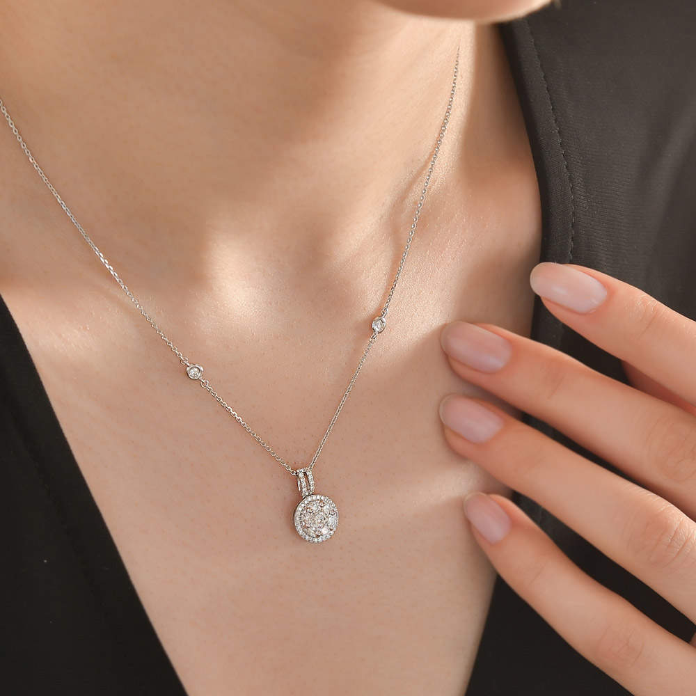 Design Diamond Necklace