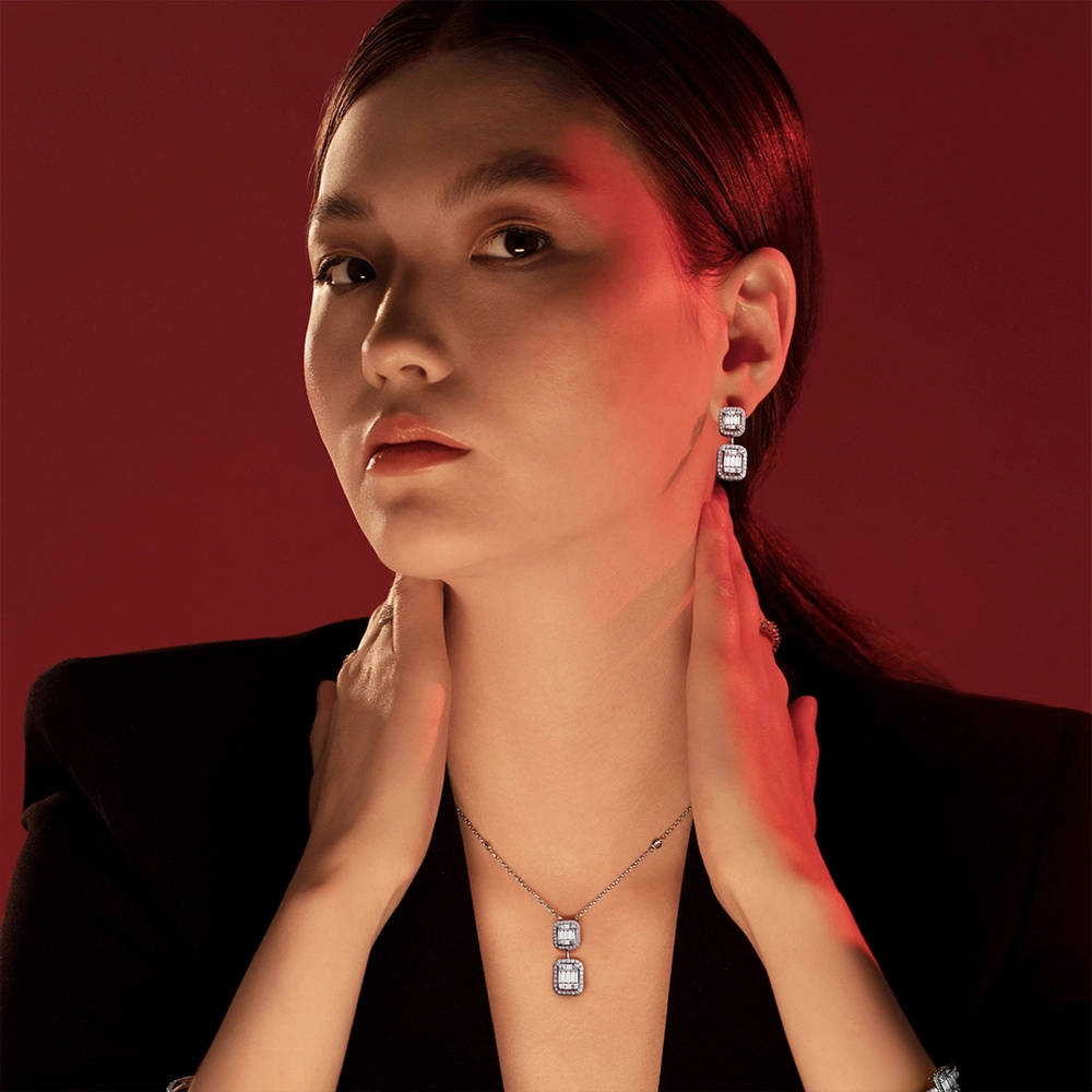 Baguette Diamond Necklace