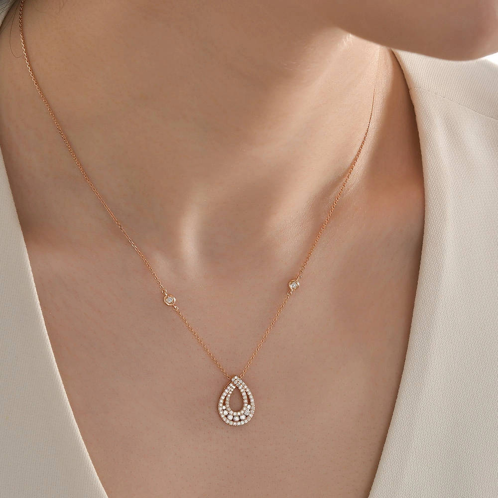 Design Diamond Necklace
