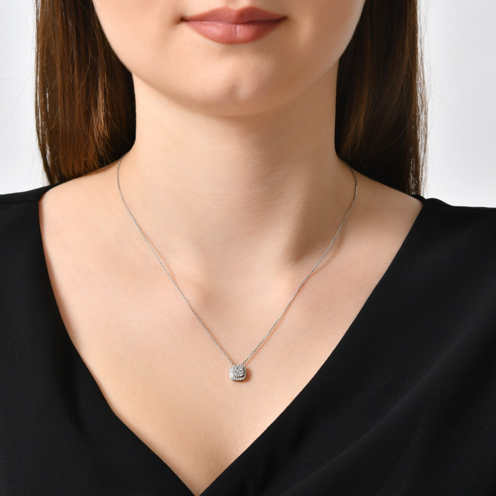 Design Diamond Necklace