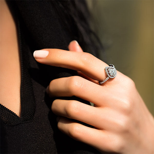 Design Diamond Ring