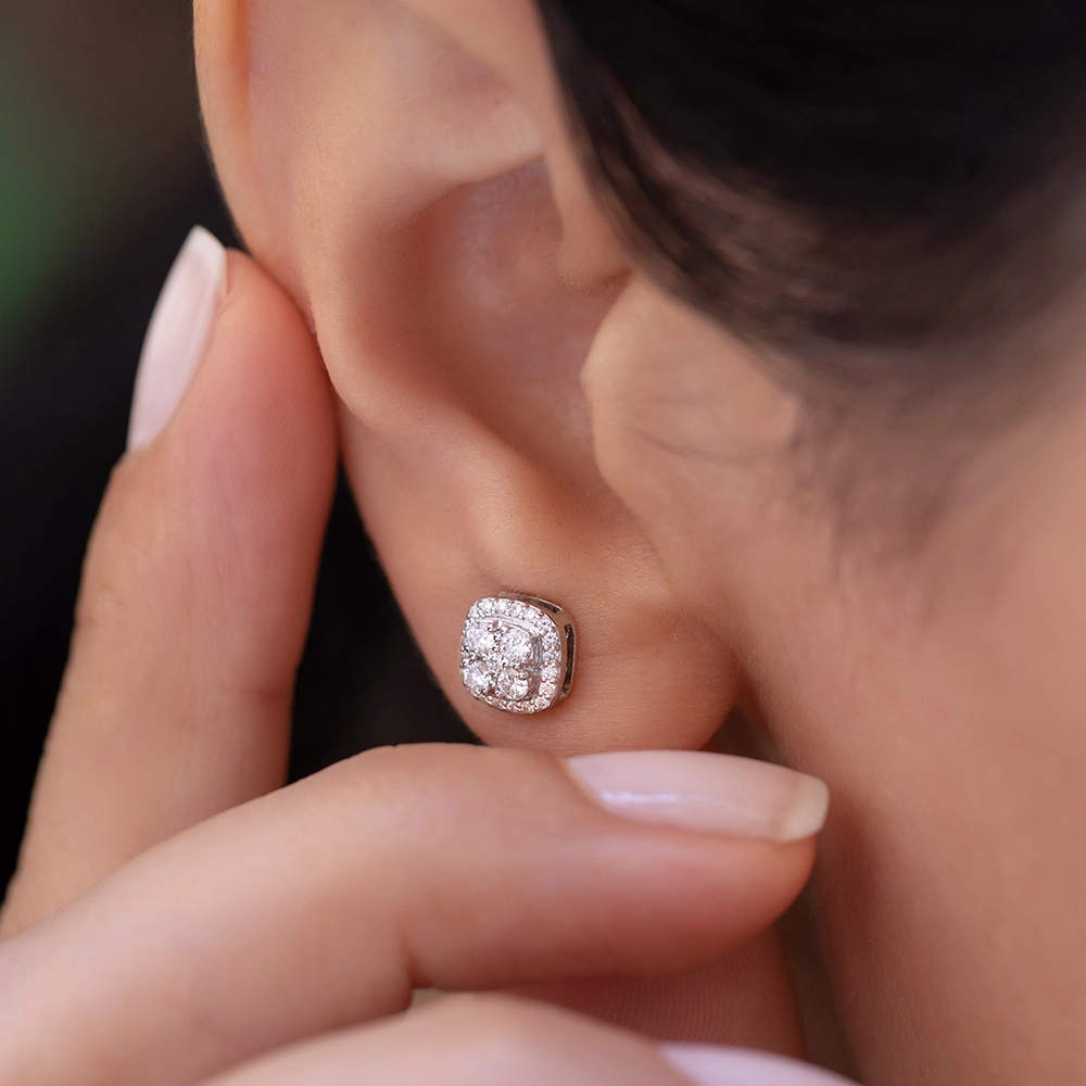 Design Diamond Stud Earrings