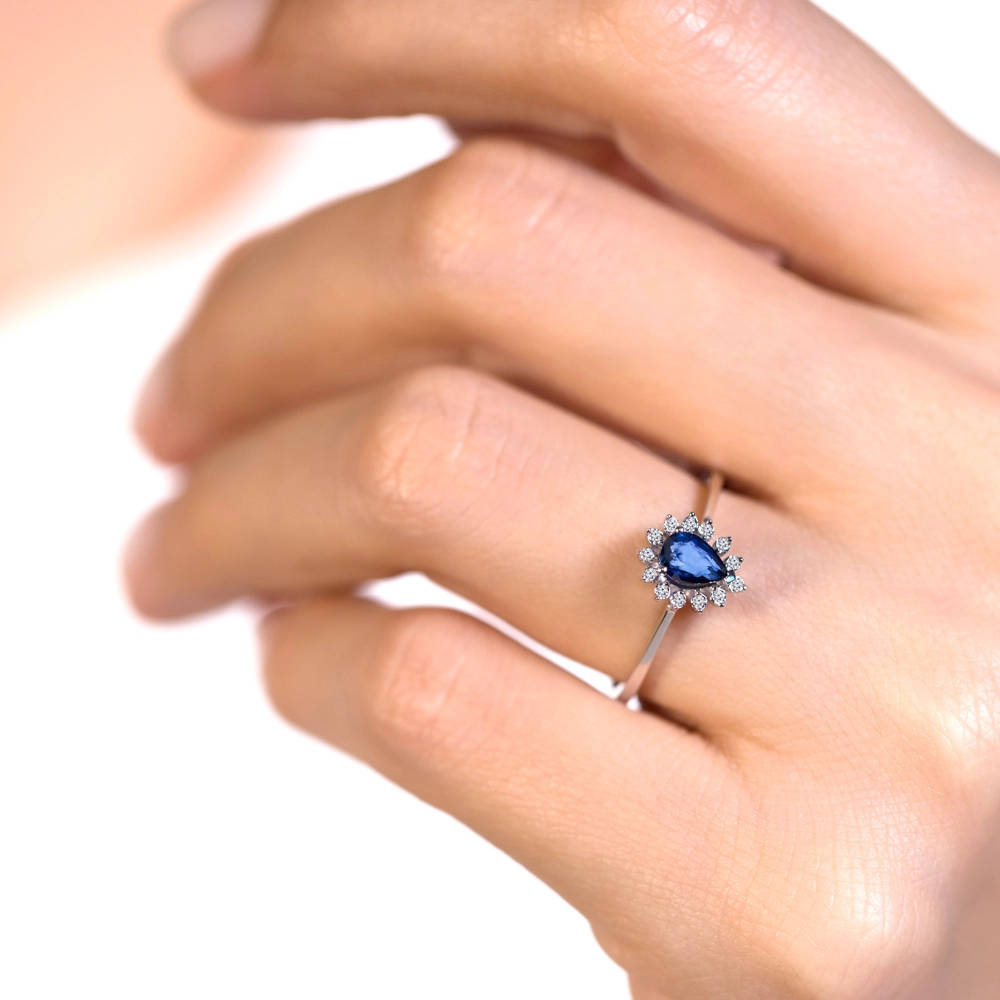 Sapphire Ring