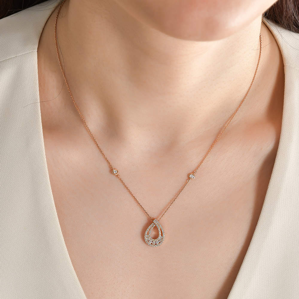 Design Diamond Necklace