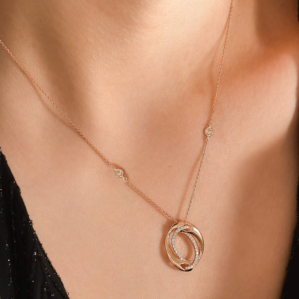 Design Diamond Necklace