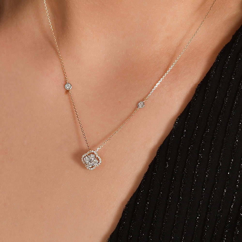 Design Diamond Necklace