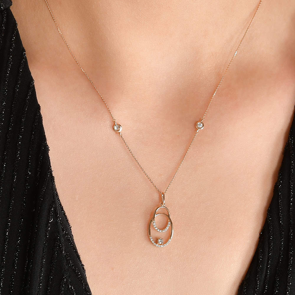 Design Diamond Necklace