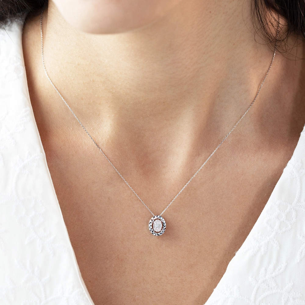 Design Diamond Necklace