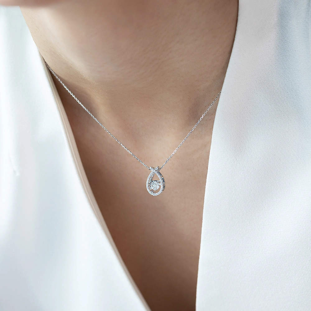 Design Diamond Necklace