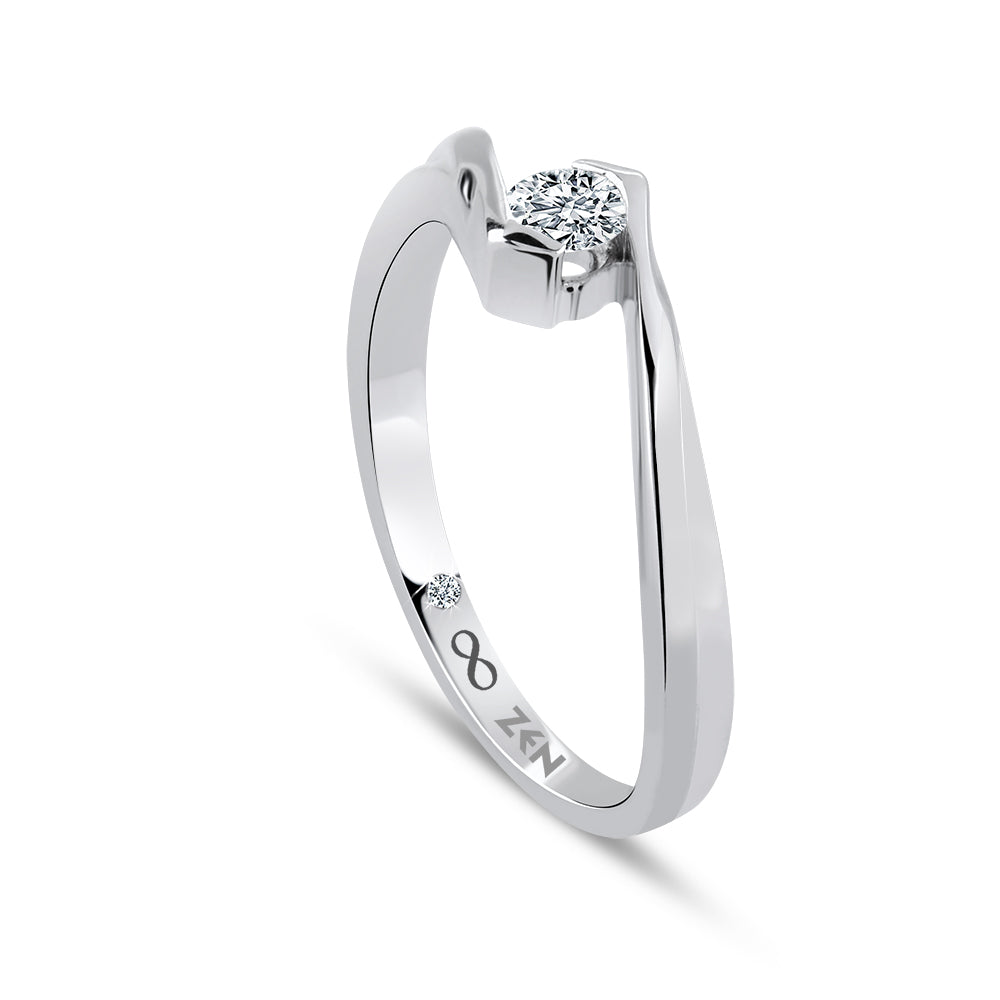 Modern Diamond Engagement Ring