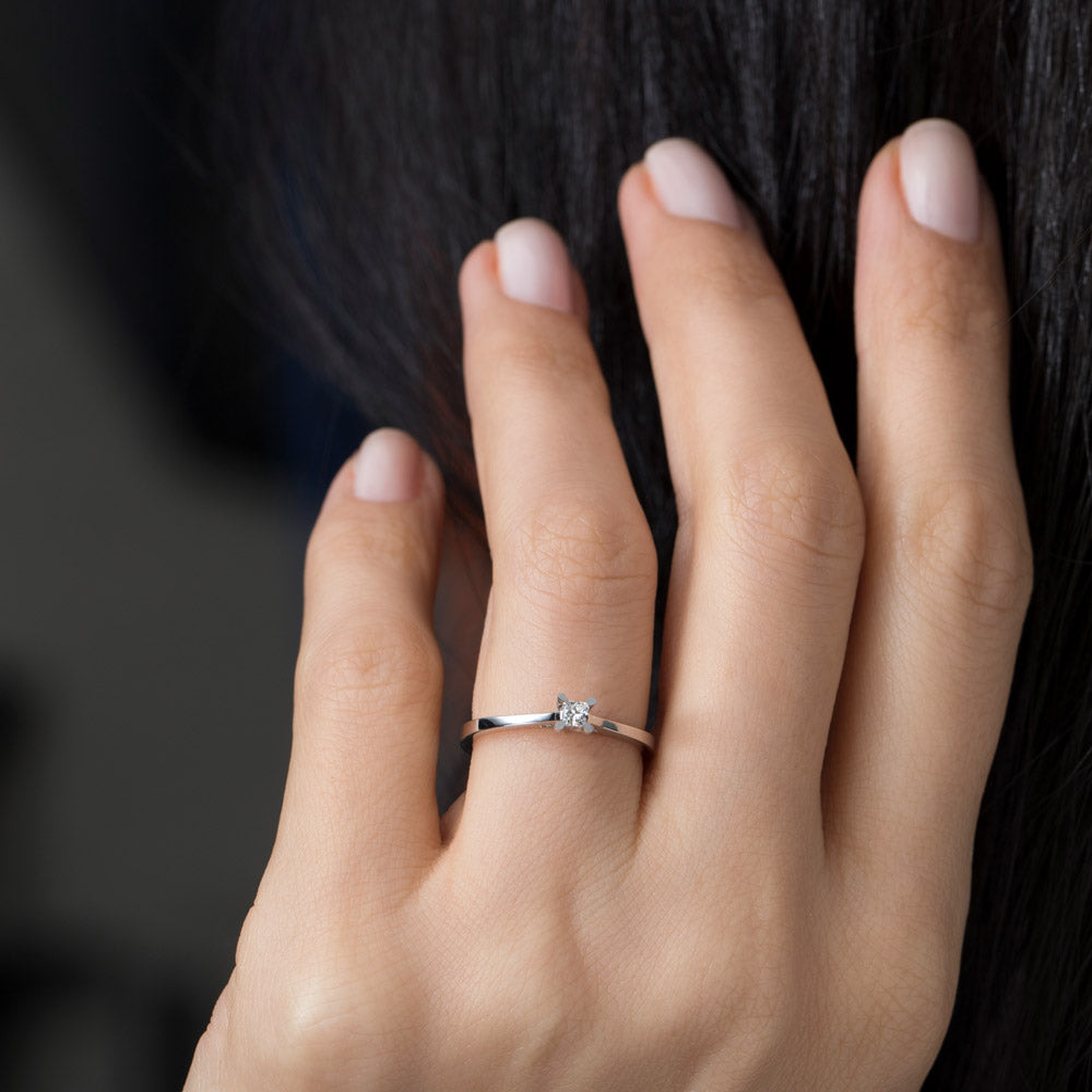 Solitaire Diamond Engagement Ring