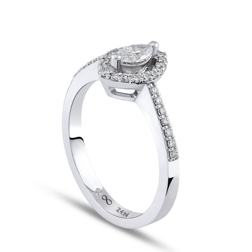 Modern Diamond Engagement Ring