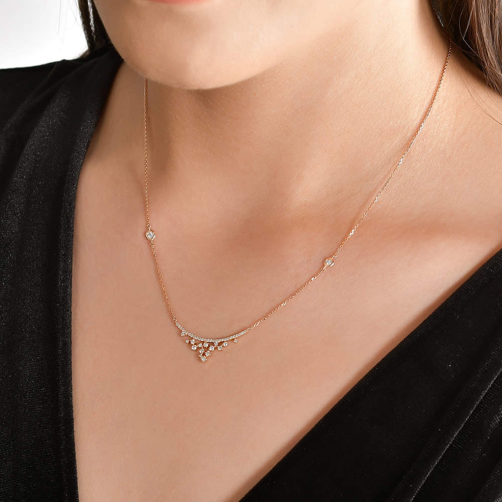 Design Diamond Necklace