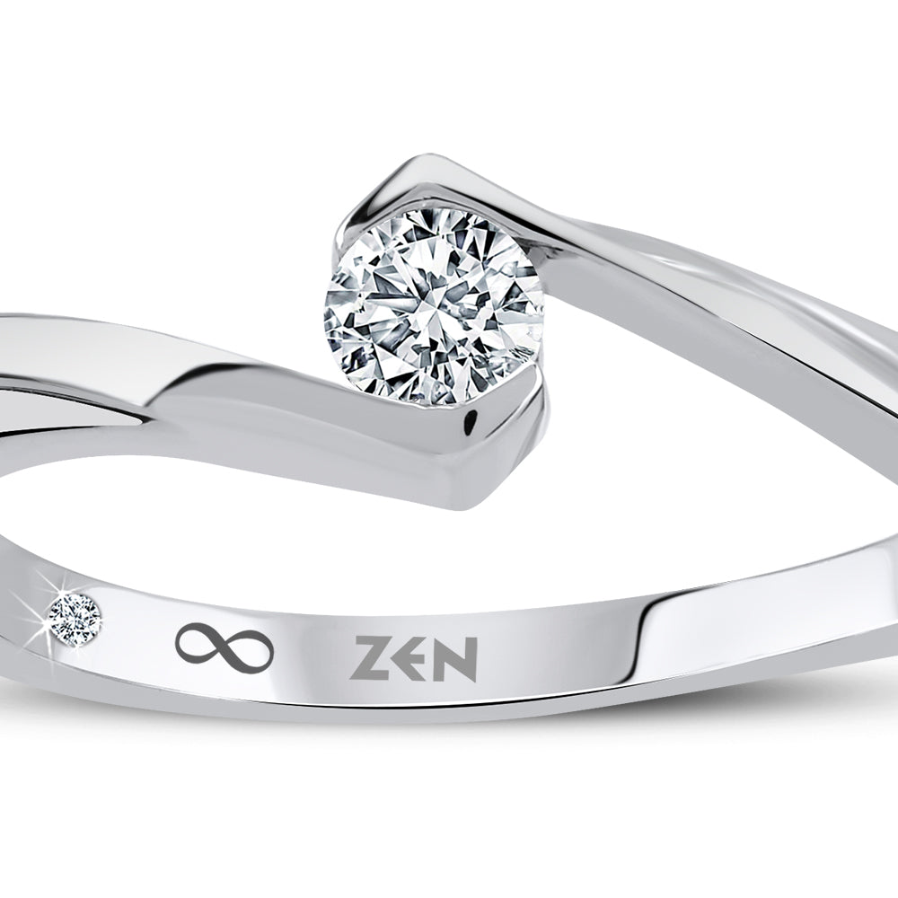 Modern Diamond Engagement Ring