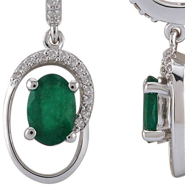 0.96 ct Emerald Diamond Earring