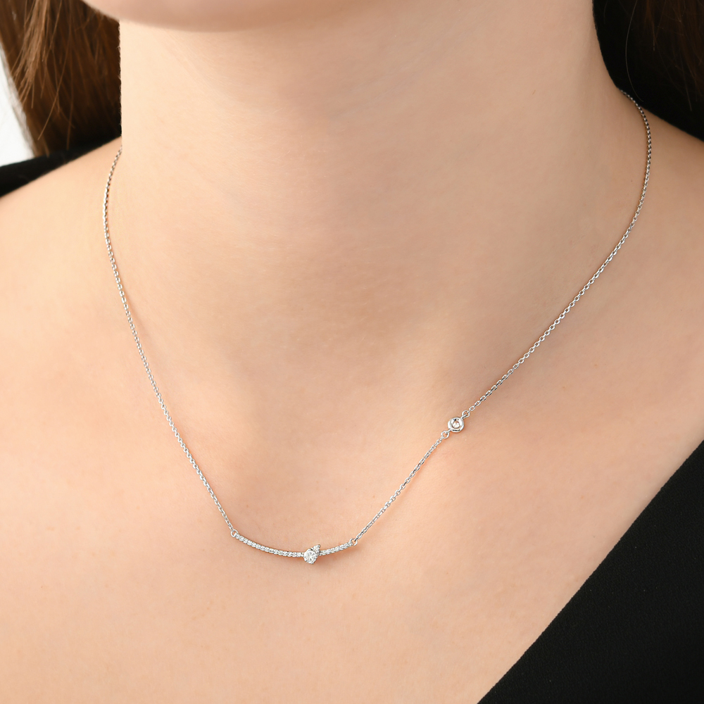 0.18 ct Designer Diamond Necklace