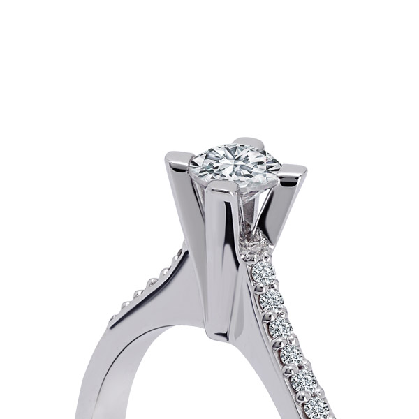 0.28 ct Solitaire Engagement Ring
