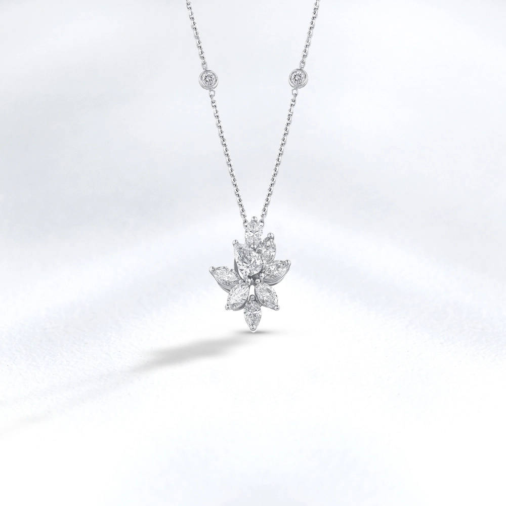 Design Diamond Necklace