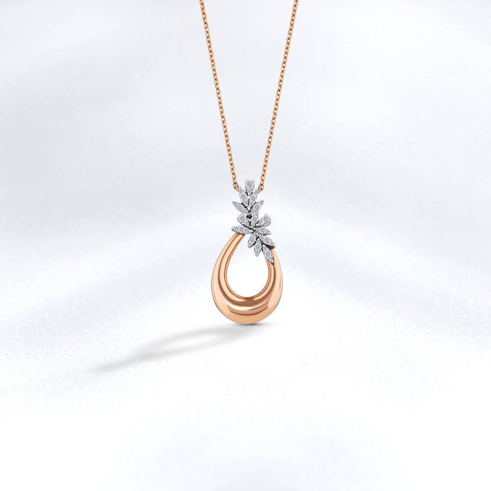 Design Diamond Necklace