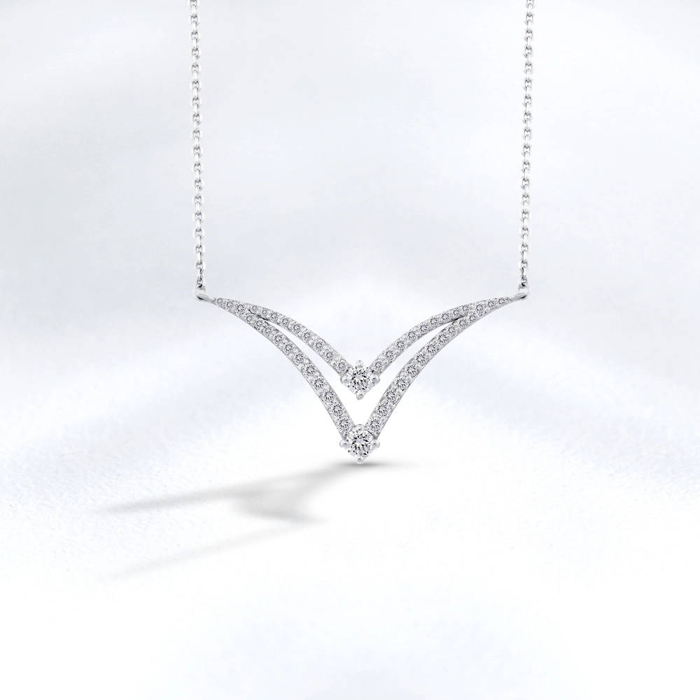 Design Diamond Necklace