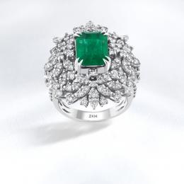 Emerald Diamond Ring