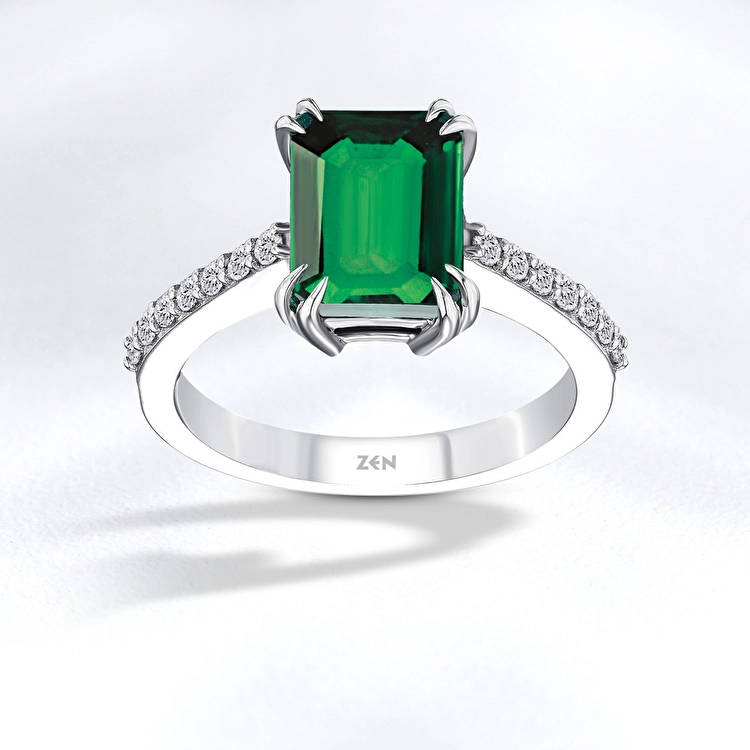 Smaragd Diamond Ring