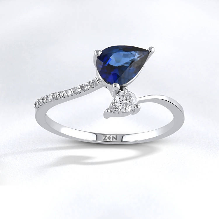 Sapphire Diamond Ring