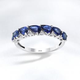 Sapphire Diamond Ring